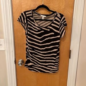 Zebra print t shirt - small